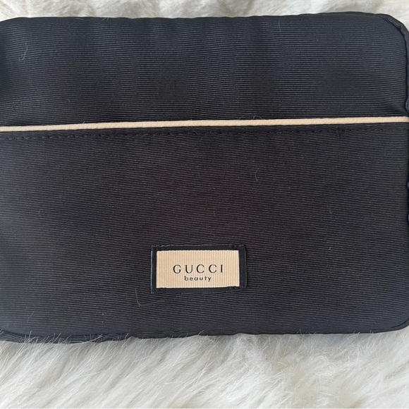 Nwot, Gucci Pouch - Picture 16 of 16